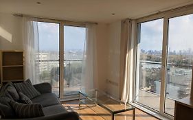 2 Bed 2 Baths Apt In Stratford